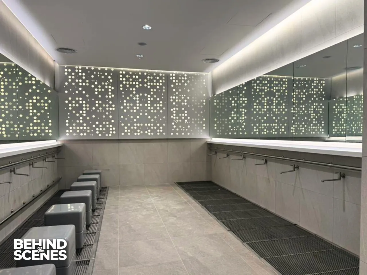 Ground Level Public Surau — photo 4 of 7